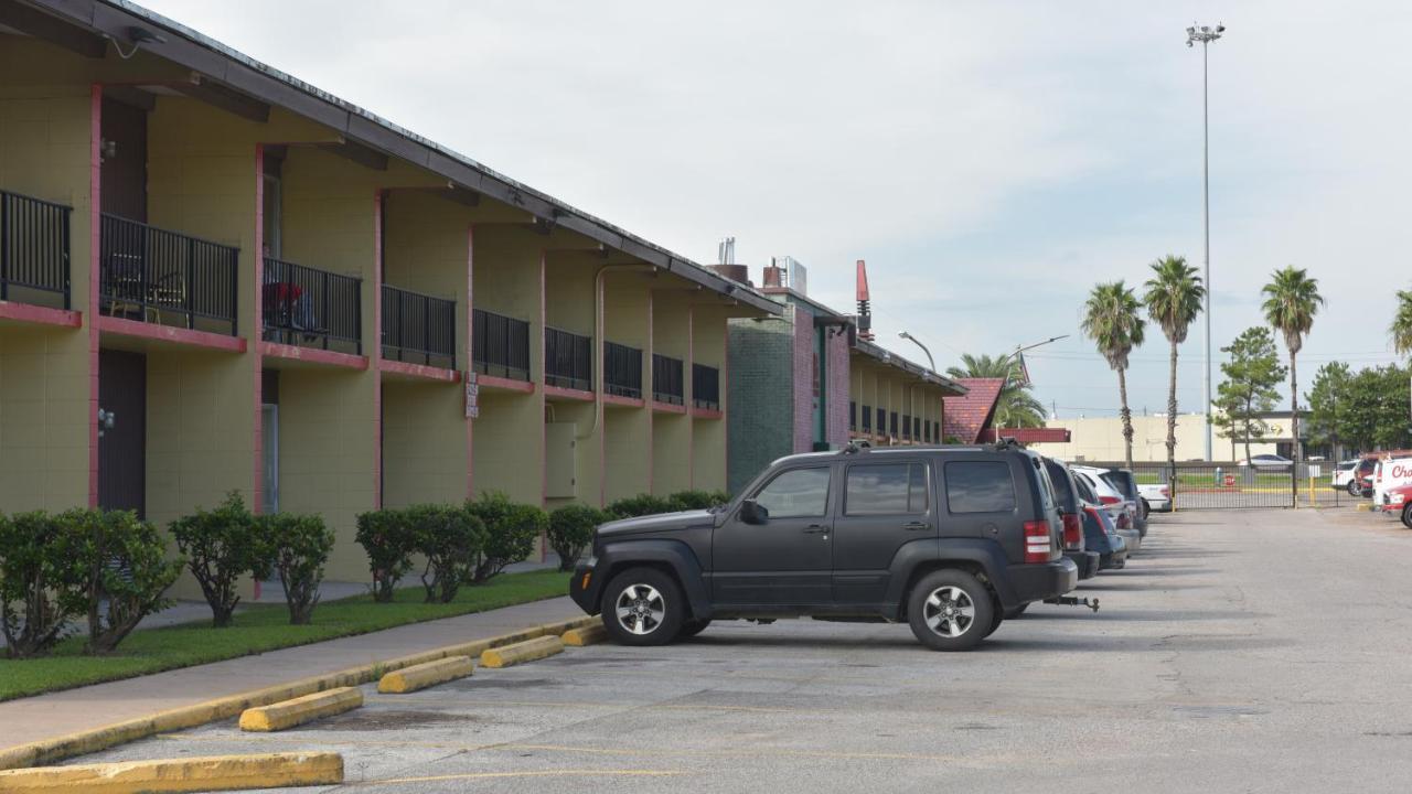 Red Carpet Inn Houston Esterno foto